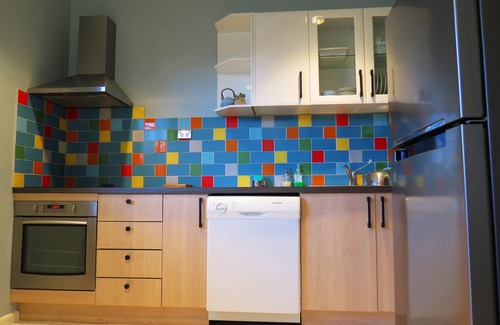 Wentworth Falls Apartment | Spacious and Secluded, The Suenaga Suite