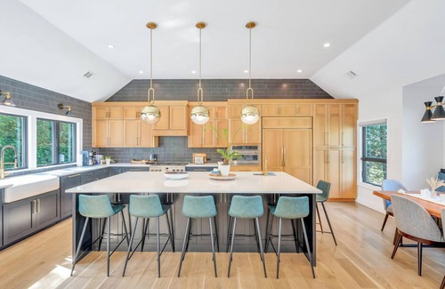 Westhampton Beach House | Spacious and Modern Westhampton Beach Home, Close to Beaches and Town,.