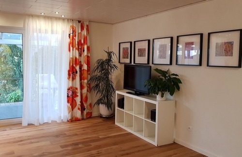 Ruesselsheim Apartment | Spacious apartment of 92sqm, * Airport * Messe * Frankfurt * Opel