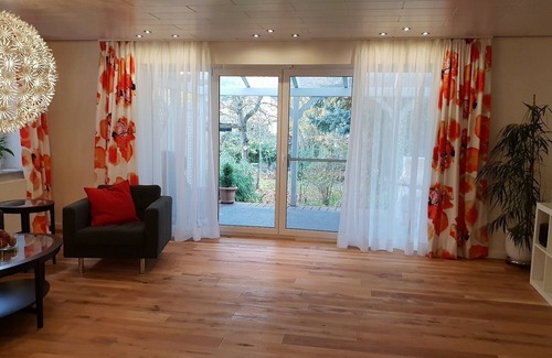 Ruesselsheim Apartment | Spacious apartment of 92sqm, * Airport * Messe * Frankfurt * Opel