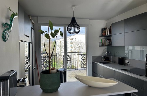 Saint-Cloud Apartment | Spacious apartment at the gates of Paris