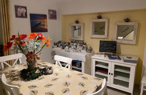 Roux Apartment | Spacious apartment in Charleroi 100 m² with parking 5 ppl