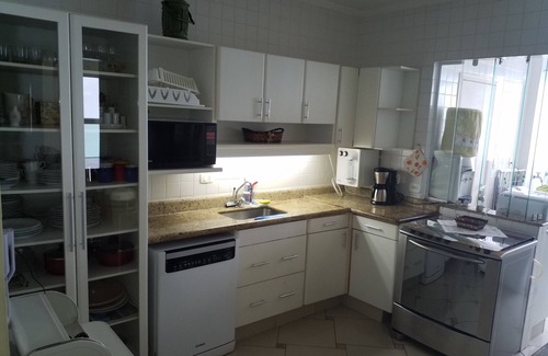 Vila Luis Antonio Apartment | Spacious apartment with partial sea views