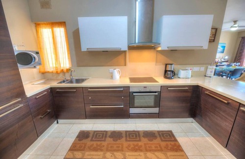 Qala Apartment | Spacious Apartment with Pool in Misrah Simar, Qala
