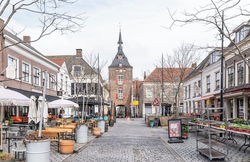 Vianen Apartment | Spacious appartment in monumental building