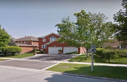 Pickering Apartment | Spacious Basement Apt Open Concept wth Separate Entrance No Walls Dividing Rooms