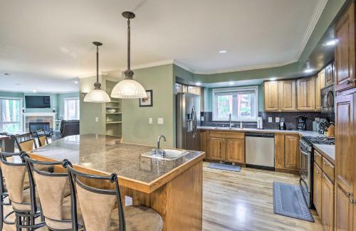Warrior's Mark West House | Spacious Breck Gem with Hot Tub Walk to Ski Shuttle