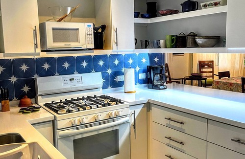 Marine Gardens Villa | Spacious breezy holiday villa with plunge pool near Rockley Beach