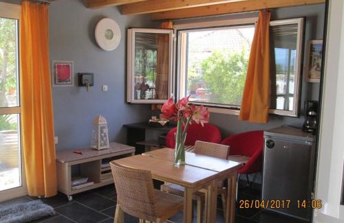 Messini House | Spacious chalet on a plot of 4000m2 with fruit trees near the beach in Messinia