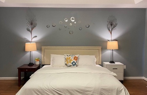 Conestee House | Spacious & charm 1- level 3-bedroom house w/ views