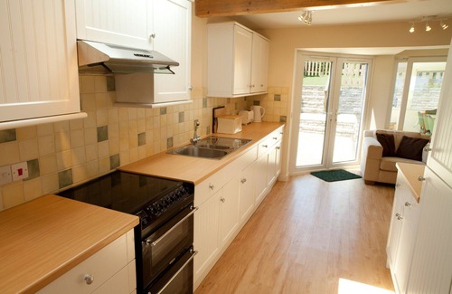 Worth Matravers House | Spacious Coastal House with Stunning Sea Views N Near Sea & Sandy Beaches