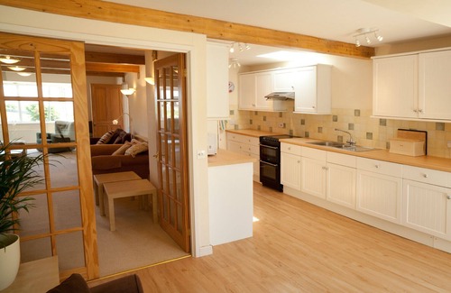 Worth Matravers House | Spacious Coastal House with Stunning Sea Views N Near Sea & Sandy Beaches