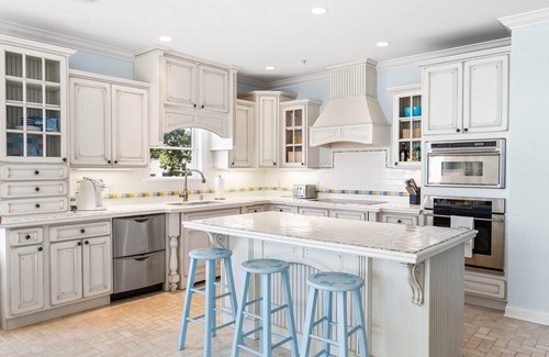 Green Lake Condo | Spacious Condo with Prime Lake Views