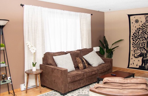 Bemidji House | Spacious Corner Walnut Home