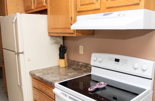 Bemidji House | Spacious Corner Walnut Home