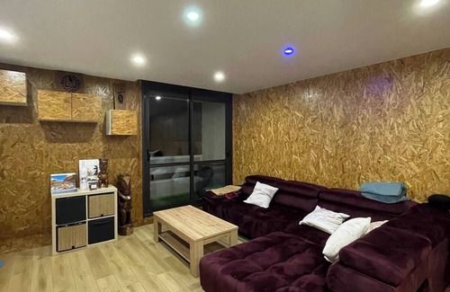 Elancourt Apartment | Spacious, cosy, comfortable 3-bedroom apartment in Elancourt