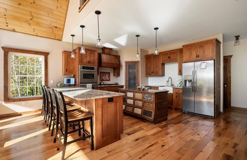 Franklin Springs House | Spacious Country Retreat with Game Room & Hot Tub