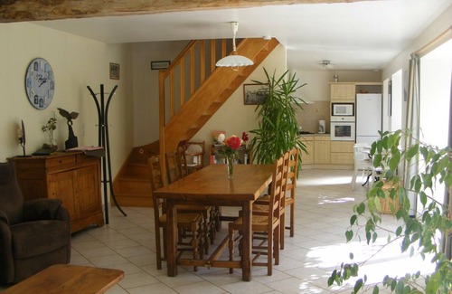 Le Plessis-Lastelle Cottage | Spacious detached house with fireplace, bikes, and outdoor games - Pets allowed