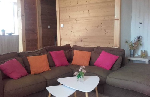 La Roche-sur-Foron Apartment | Spacious duplex apartment near Geneva, Annecy and ski resorts