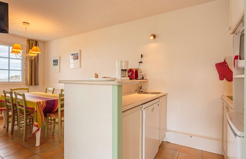 Urrugne Apartment | Spacious family apartment with pool near Saint-Jean-de-Luz