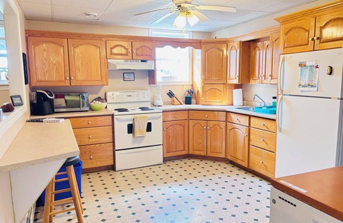 Kensington Apartment | Spacious family-friendly rural apt with huge yard. 15 min between beaches & town