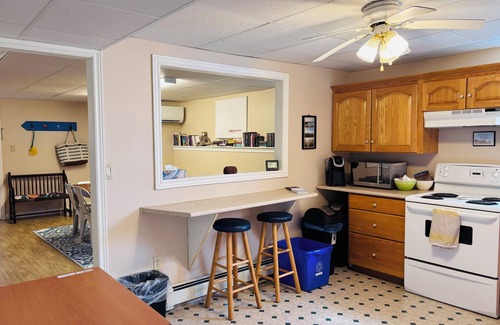 Kensington Apartment | Spacious family-friendly rural apt with huge yard. 15 min between beaches & town