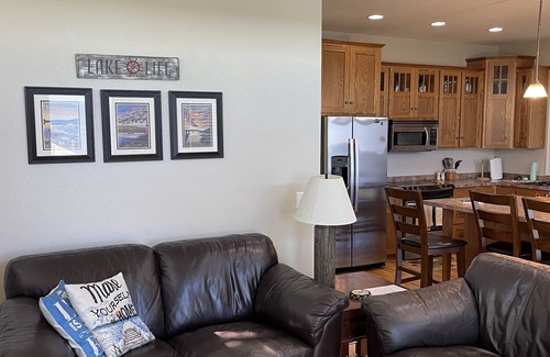 Brainerd House | Spacious, family-friendly home on beautiful North Long Lake! Enjoy Lake Daze!