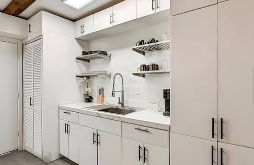 San Ysidro House | Spacious Family Getaway w/Grill, Firepit & Patio