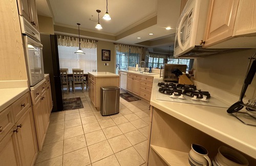 St. Augustine Condo | Spacious Family Retreat - Golf, St. Augustine, beaches, monthly rates available