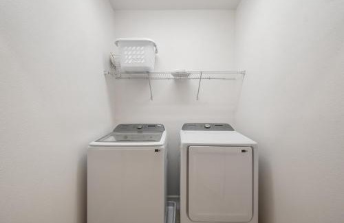 Kissimmee House | Spacious Family Reunion 15BR Home Pool Spa Game Rm