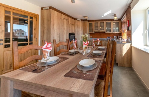 Stavelot House | Spacious Getaway near Spa F1