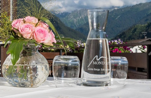 Gortipohl Apartment | Spacious holiday apartment in central location in Montafon