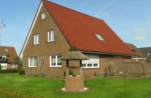 Berumbur Apartment | Spacious holiday flat with garden and barbecue