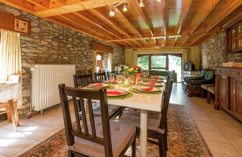 Vielsalm House | Spacious holiday home in Vielsalm with garden