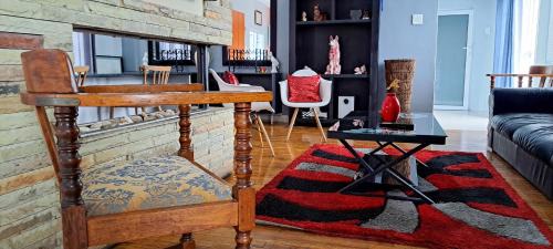 Goodwood House | Spacious Holiday Home