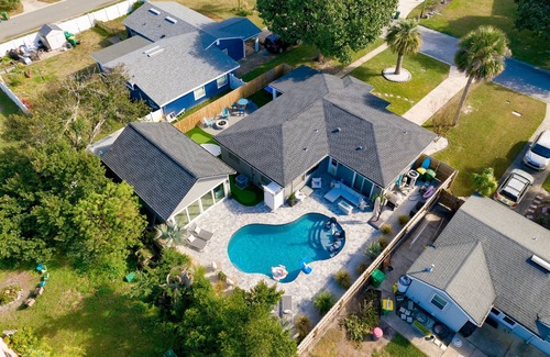 Jacksonville Beach House | Spacious Home and a Golfer's Dream w/Heated Pool