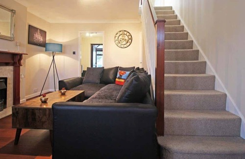 Chester House | Spacious Home in Chester, Large Conservatory