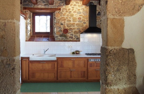 Navata Villa | Spacious Home in Navata