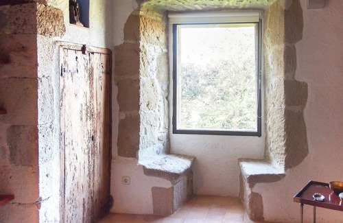 Navata Villa | Spacious Home in Navata