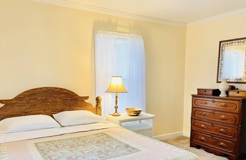 Paducah House | Spacious Home - Two Bedrooms - Close To Downtown