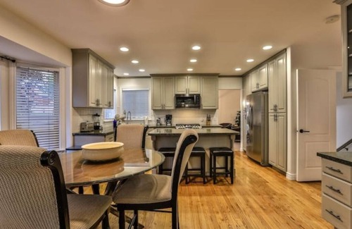 Draper House | Spacious home w/hottub & close to canyons & trails