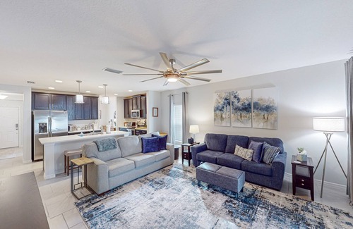 Groveland House | Spacious home with private washer/dryer, WiFi, enclosed yard, and gas grill