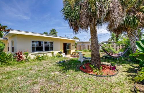 Oakview Heights House | Spacious Home with Yard - half Mi to Ormond Beach!