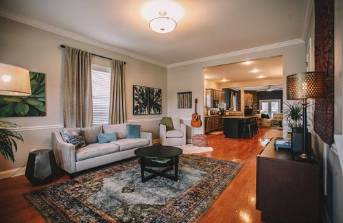 Historic Edgefield House | Spacious + Homey East Nashville Hangout - Walk to the Stadium! 2mi to Broadway!