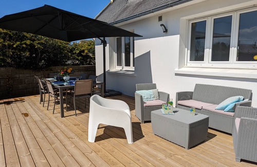 Plouguerneau House | Spacious house 200m from Lilia's beaches & restaurants