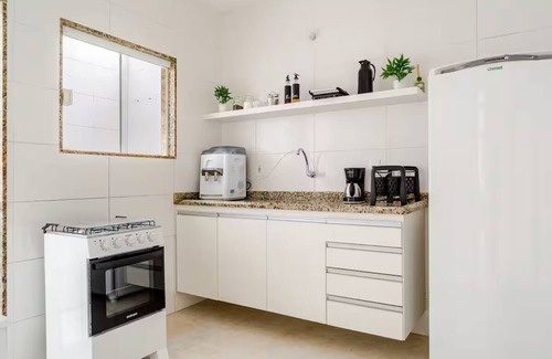 Parque Hotel House | Spacious House in Parque Hotel - 5 min from Lagoa/Centro and Botanico das Asas