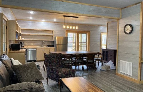 Ozark House | Spacious House near OHV trailhead and next to the Mulberry River at Cass Arkansas. Get 10% off per day when booking 5 days or more.