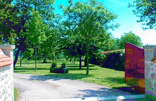 Montoldre House | Spacious house, pets allowed, enclosed land 3000m2 with very nice view !