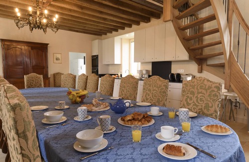 Chemery House | Spacious house, private pool, 10 to 19 p.