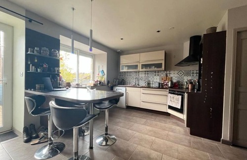 Pledran House | Spacious house with swimming pool and boules pitch